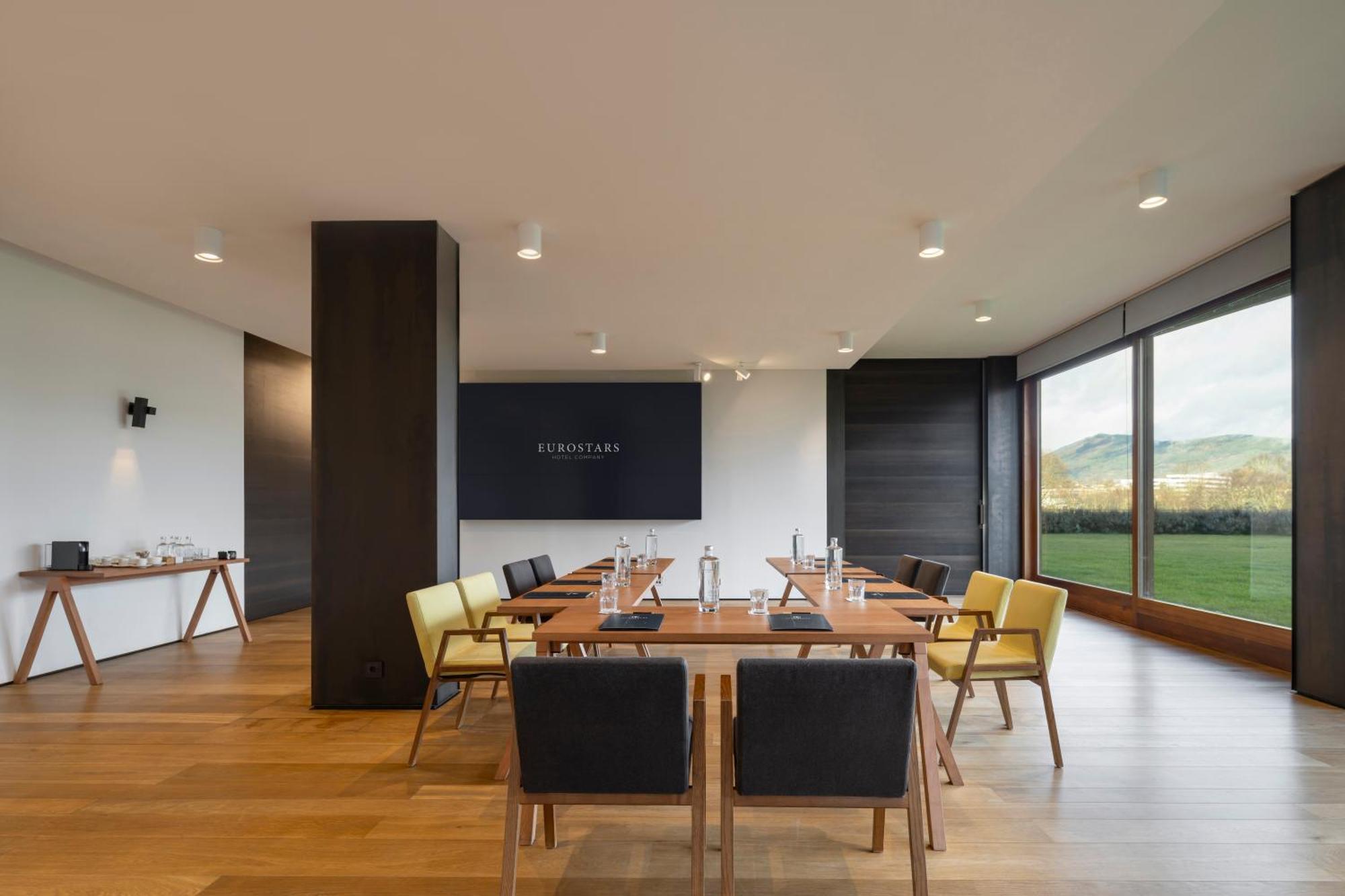 Eurostars Pamplona Hotel Luaran gambar