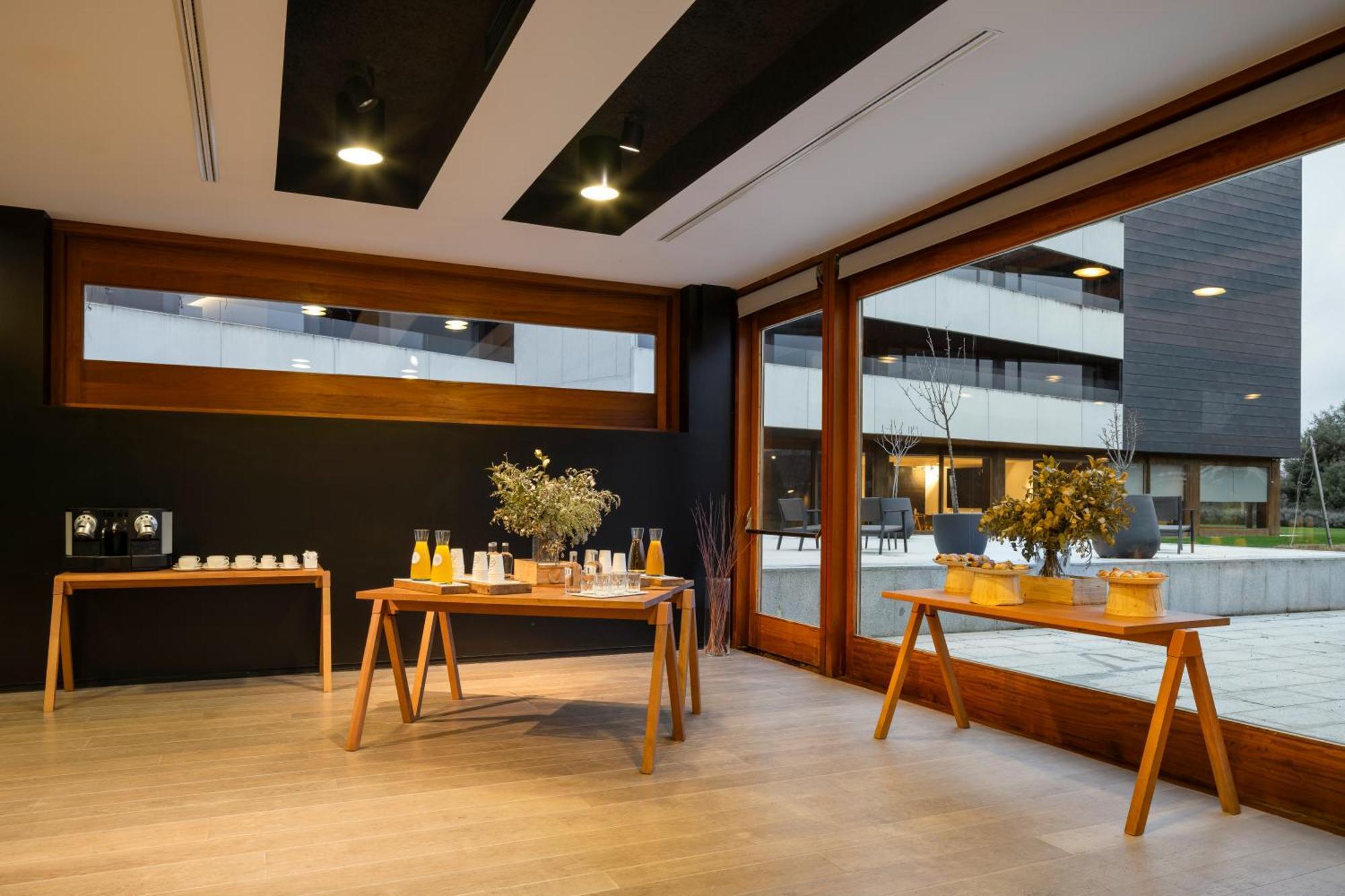 Eurostars Pamplona Hotel Luaran gambar