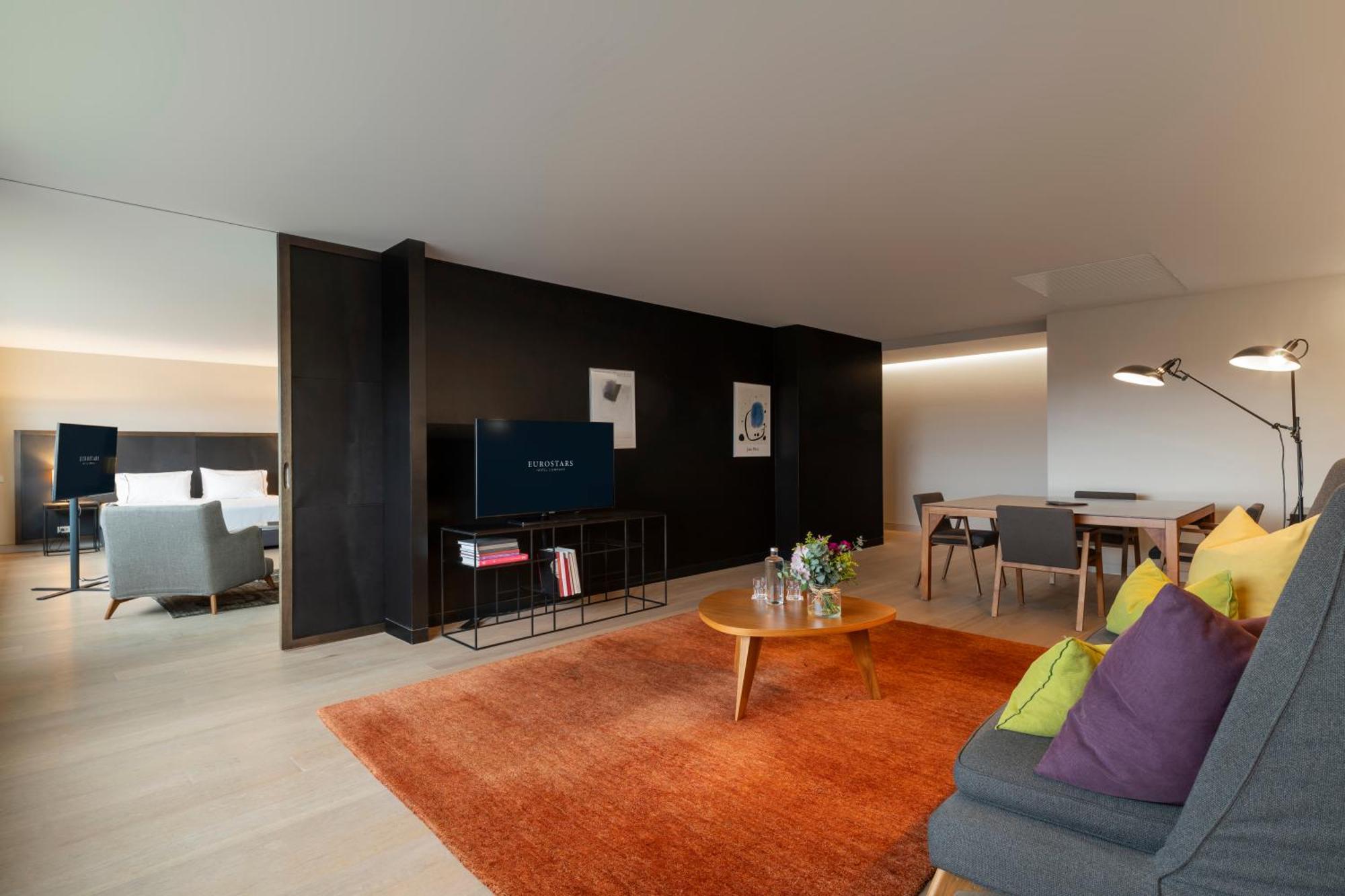 Eurostars Pamplona Hotel Luaran gambar