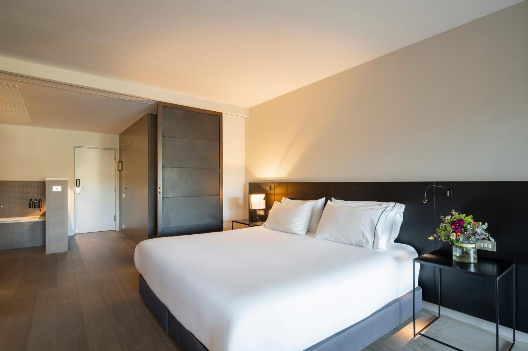 Eurostars Pamplona Hotel Luaran gambar