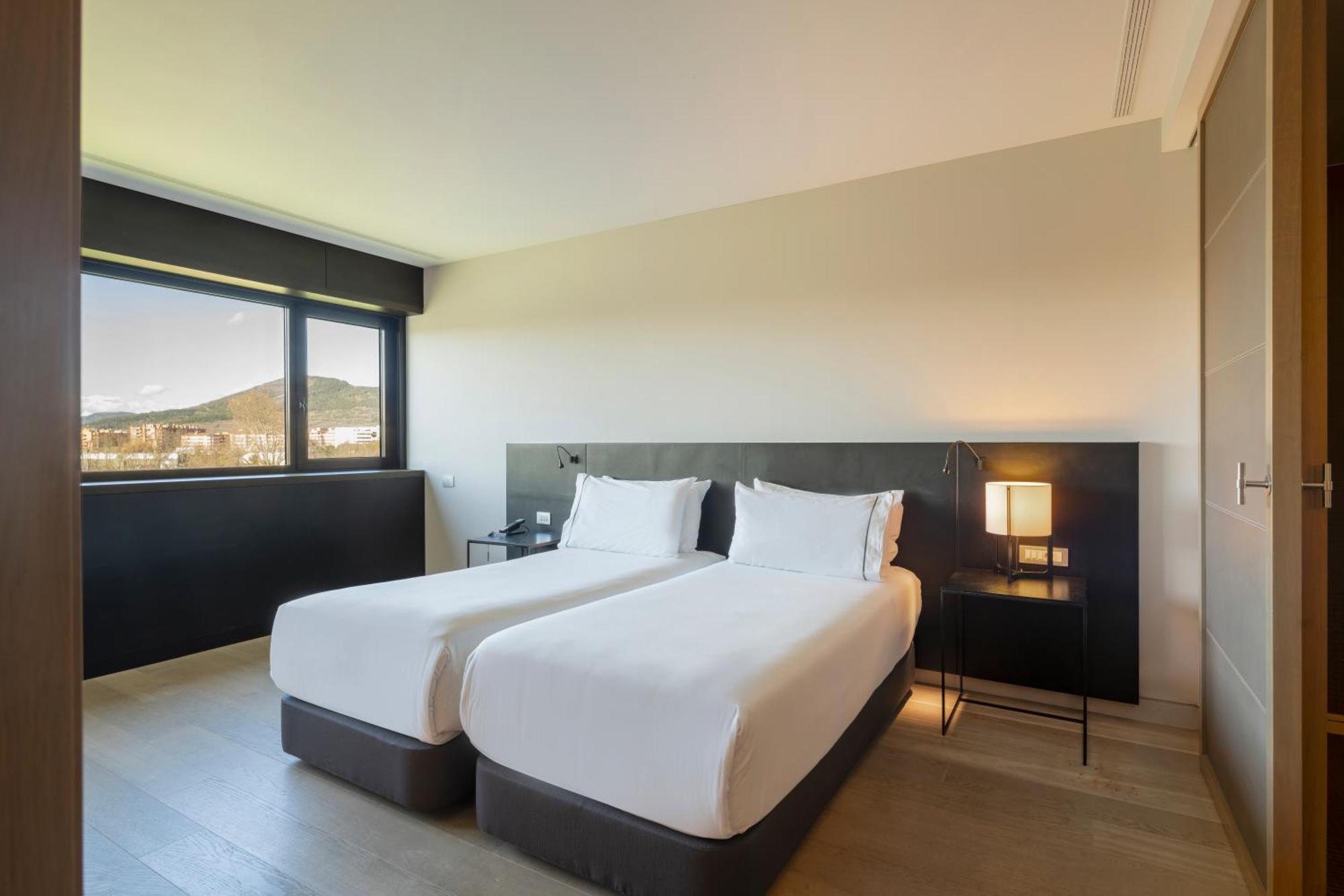 Eurostars Pamplona Hotel Luaran gambar