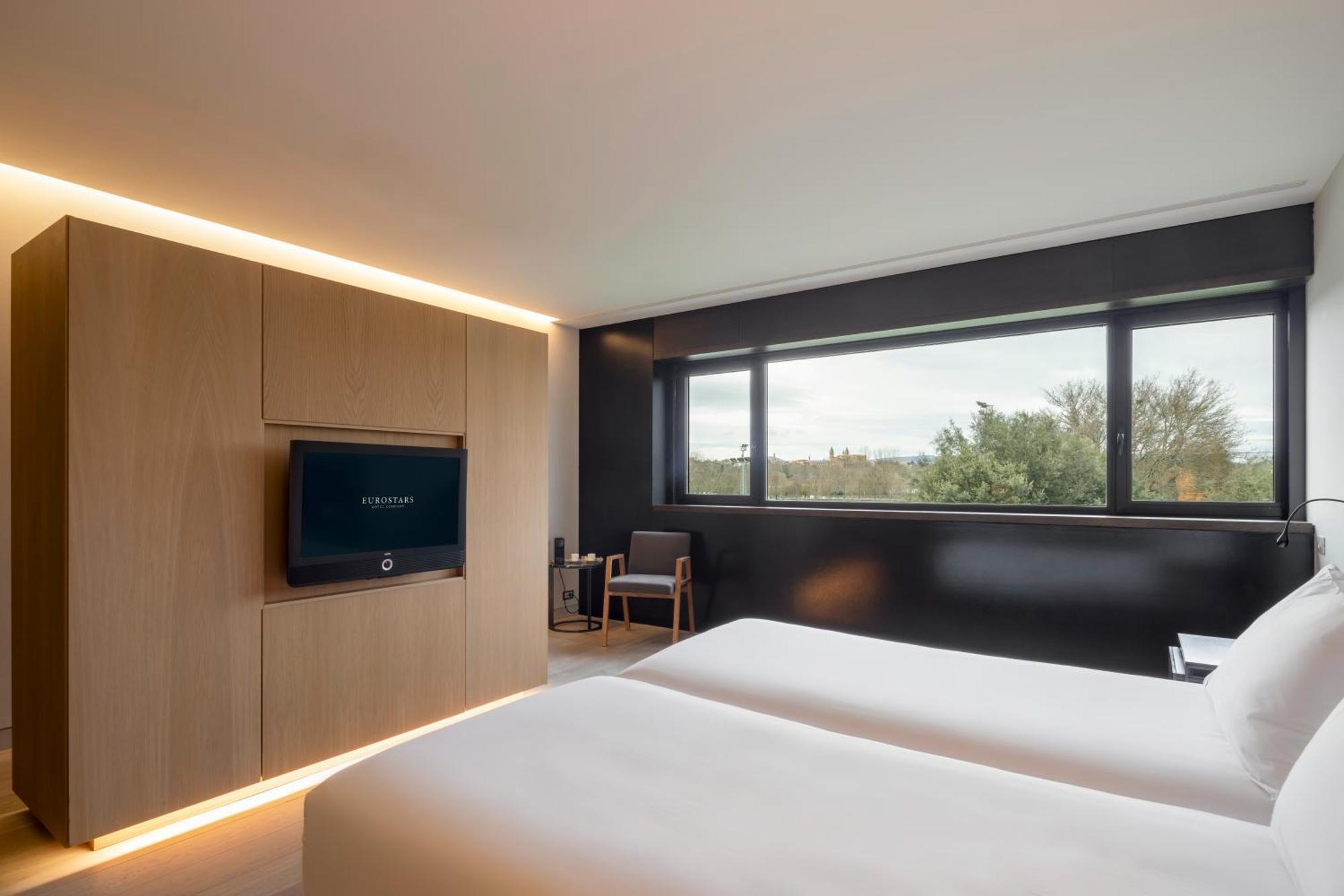 Eurostars Pamplona Hotel Luaran gambar